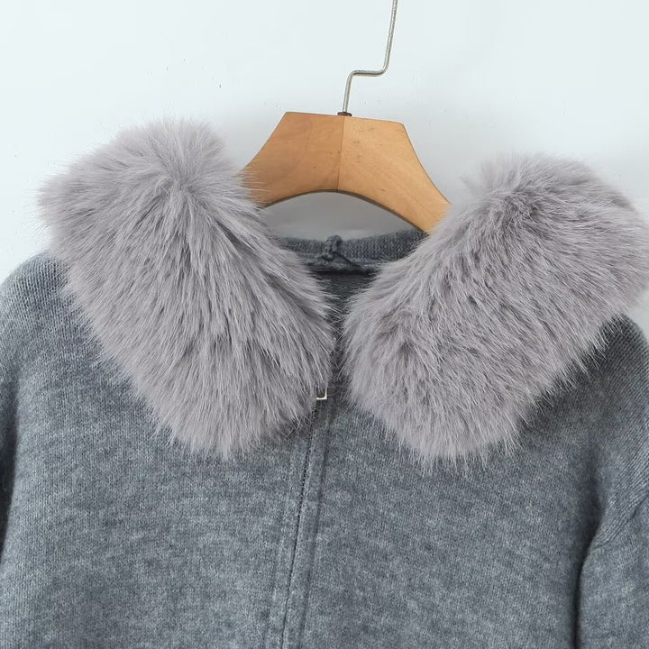 Women Short-Cut Knit Jacket with Zipper and Removable Faux Fur Collar Mune Fashion