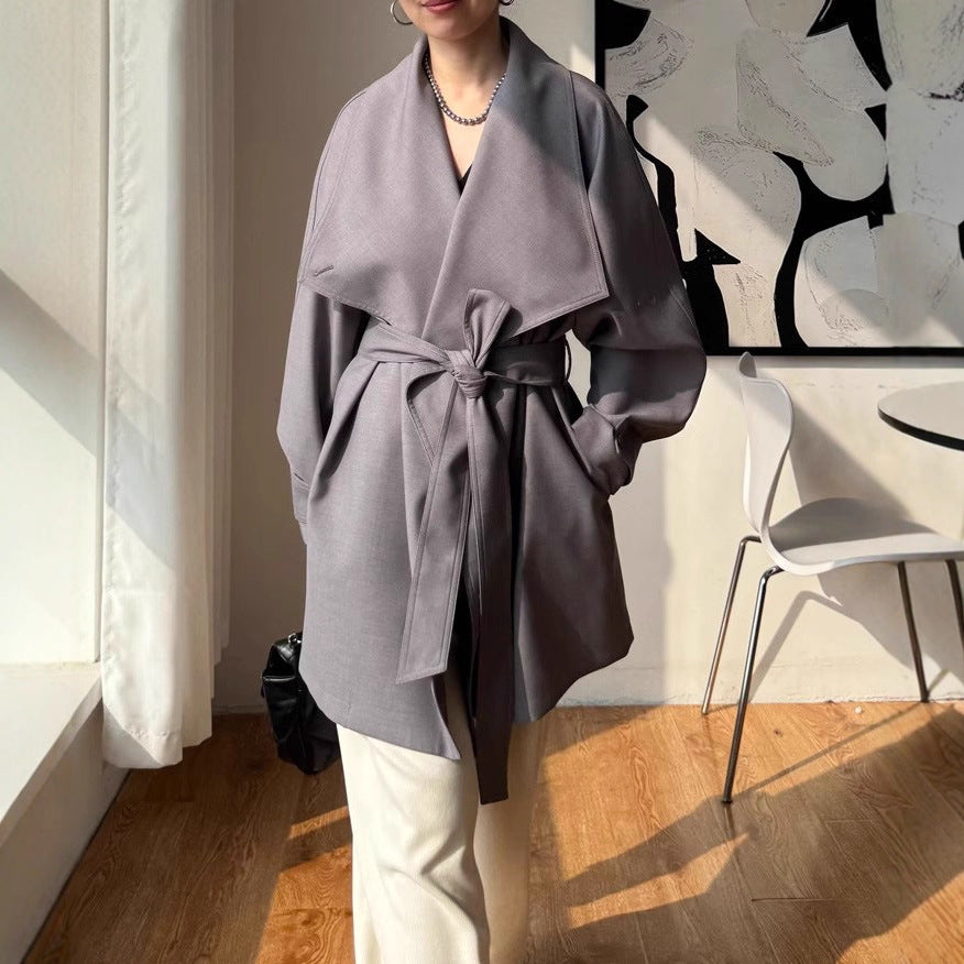 Women Elegant Trench Coat made of high-quality material Mune Fashion