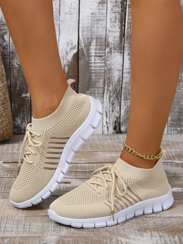 Women's  lightweight knitted sneaker slippers with sock-like shaft and flexible sole Mune Fashion