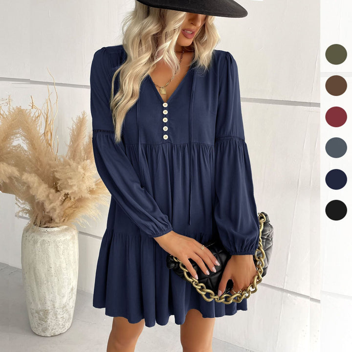 Ladies short-cut tiered babydoll dress with V-neck, button placket and balloon sleeves Mune Fashion