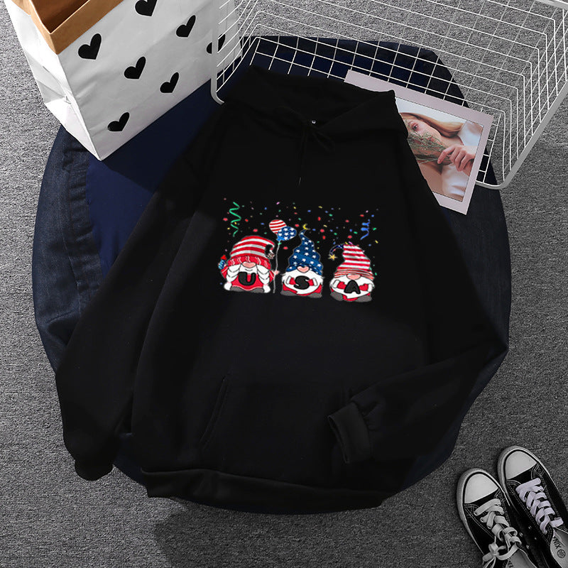 Women's hoodie with patriotic garden gnome print, brushed fleece lining, oversized cut, and kangaroo pocket Mune Fashion