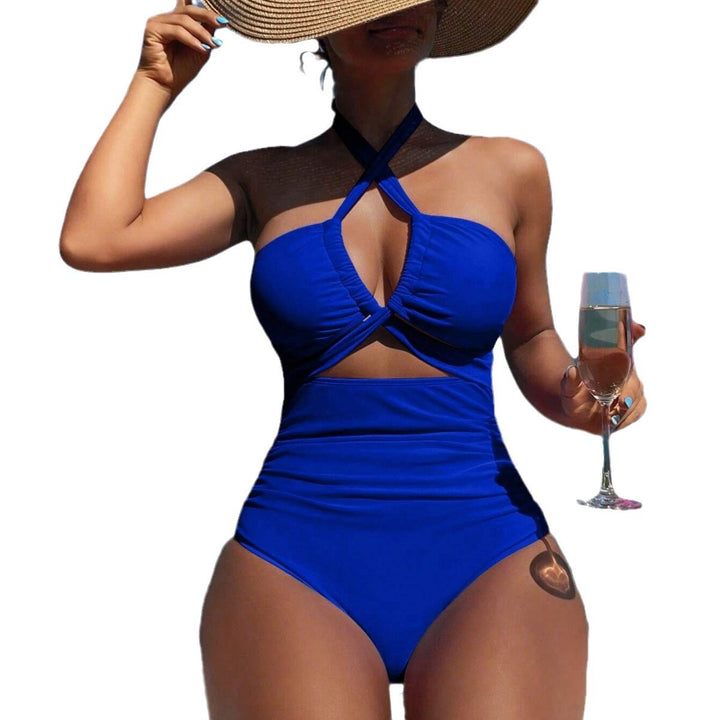 Women Elegant One-Piece Swimsuit with Emphasized Cut Mune Fashion