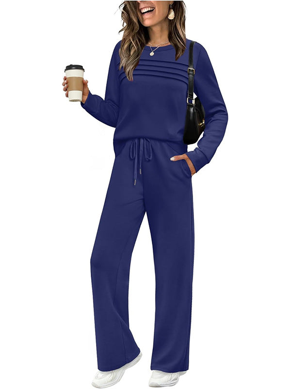 Women’s lounge set made of soft sweat fabric with gathered top and wide-cut joggers Mune Fashion