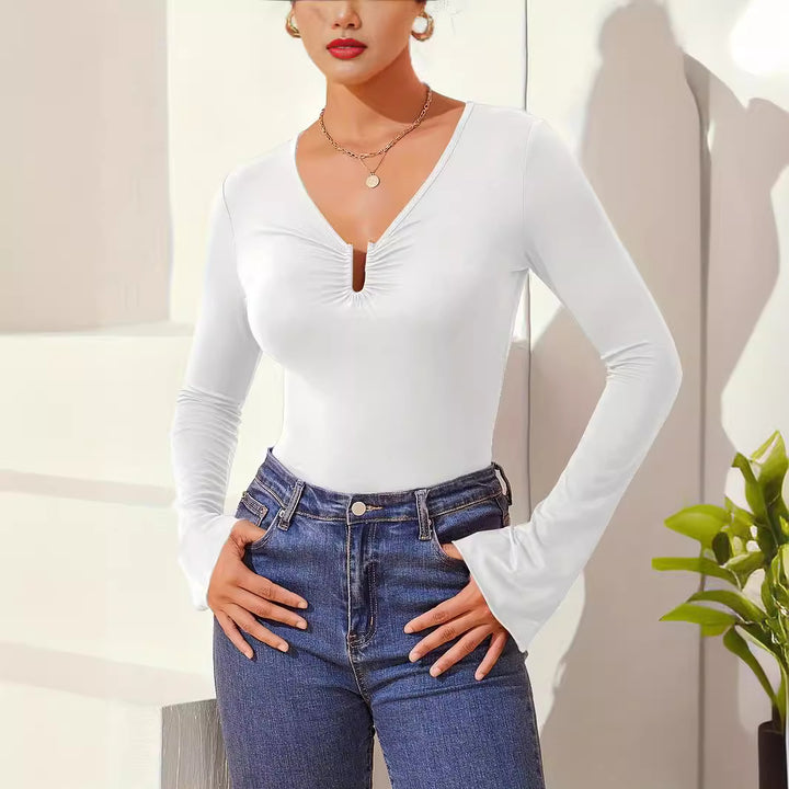 Women's fitted long-sleeve shirt with gathered slit neckline and pointed hem Mune Fashion