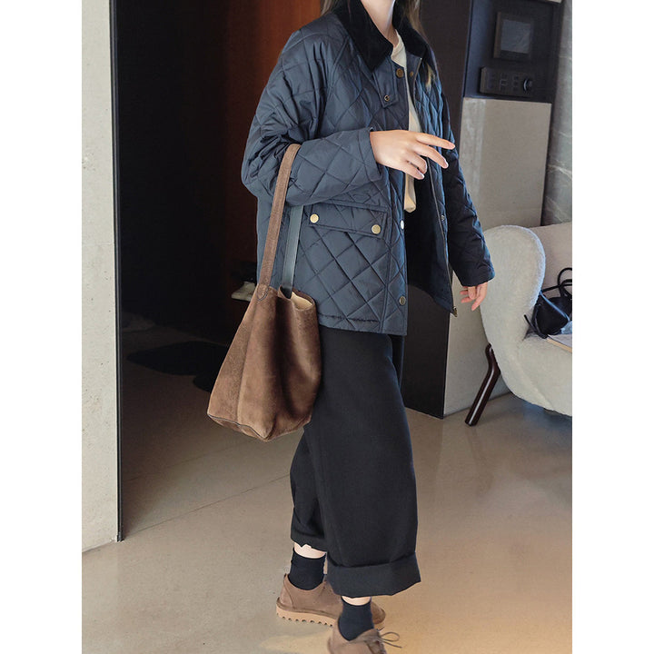 Women Fashionable Quilted Jacket with Collar Mune Fashion
