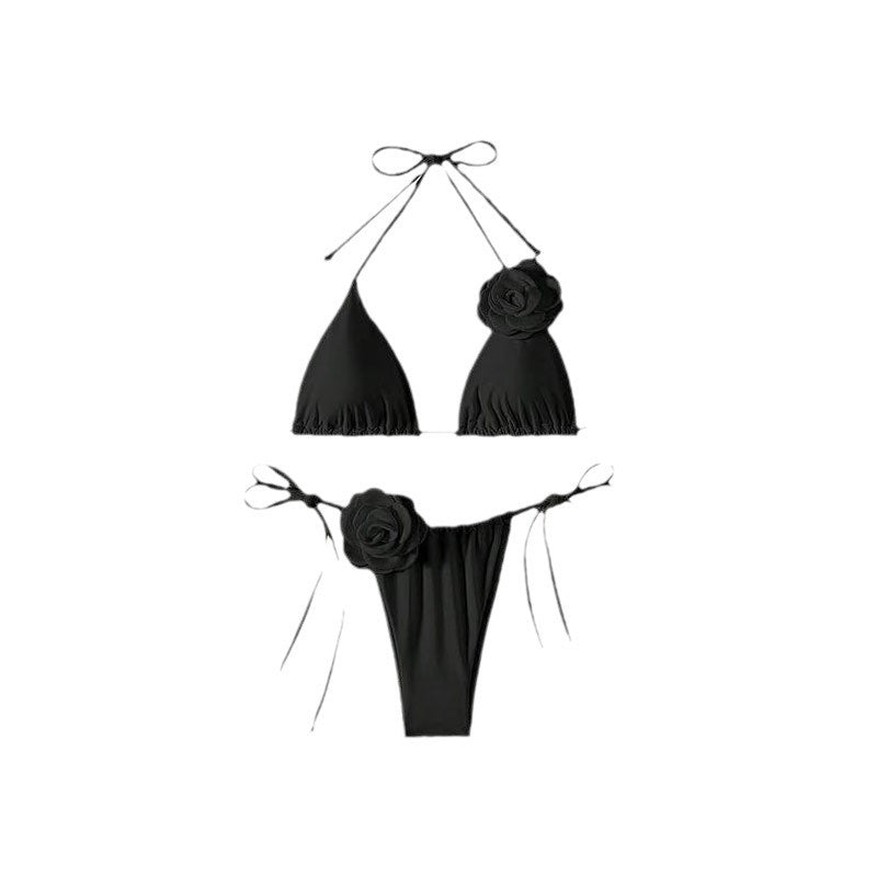 Women's triangle bikini with decorative ruffles and adjustable straps Mune Fashion