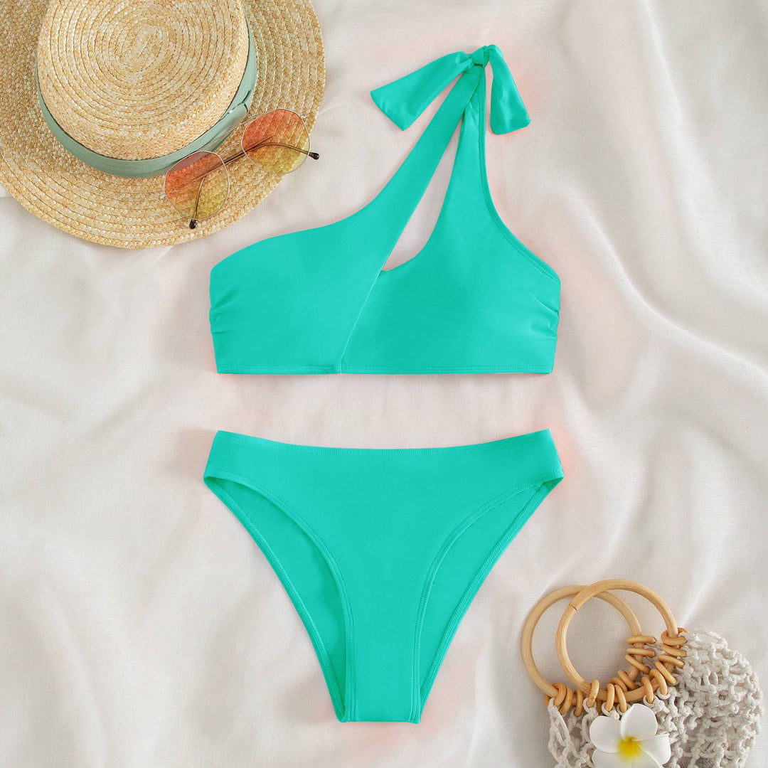 Women's asymmetrical bikini with trendy cut-outs Mune Fashion