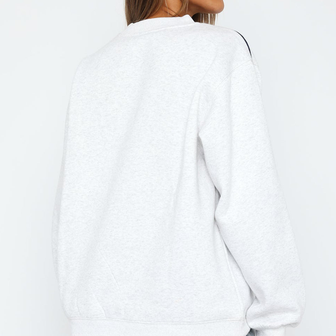 Women's Oversized Sweatshirt with Contrast Raglan Sleeves Mune Fashion