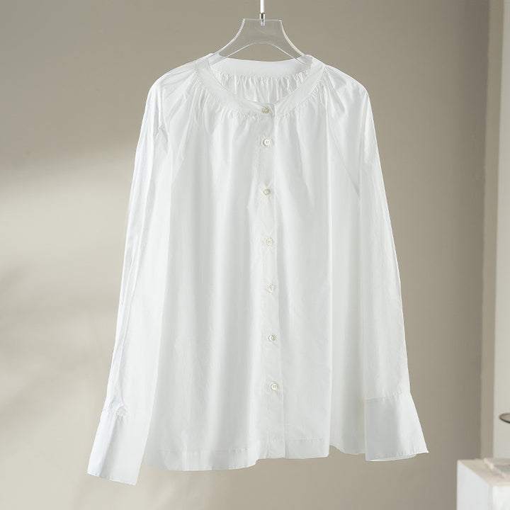 Women’s blouse with round neckline, full-button placket and gathered yoke Mune Fashion