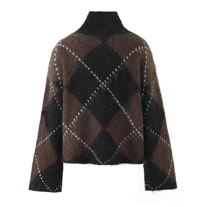 Ladies chunky knit turtleneck sweater with argyle pattern Mune Fashion