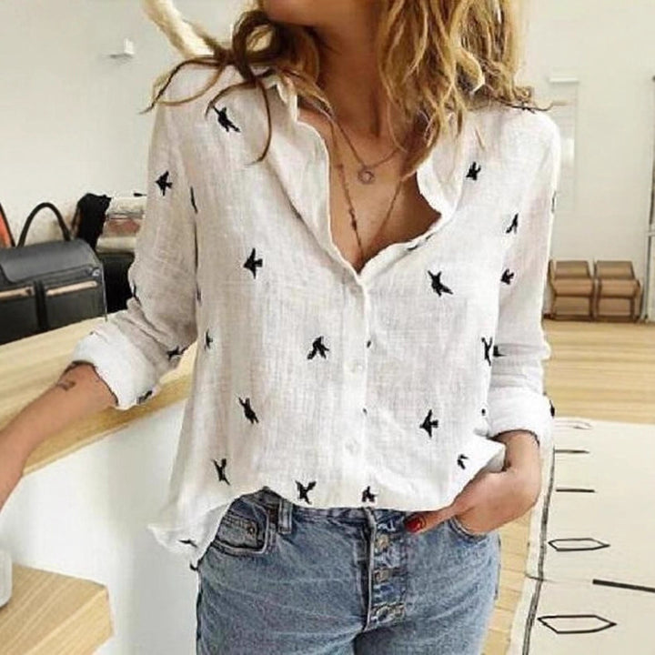 Women's breathable cotton-linen tunic blouse with Kent collar, buttoned V-neck and rounded hem Drune