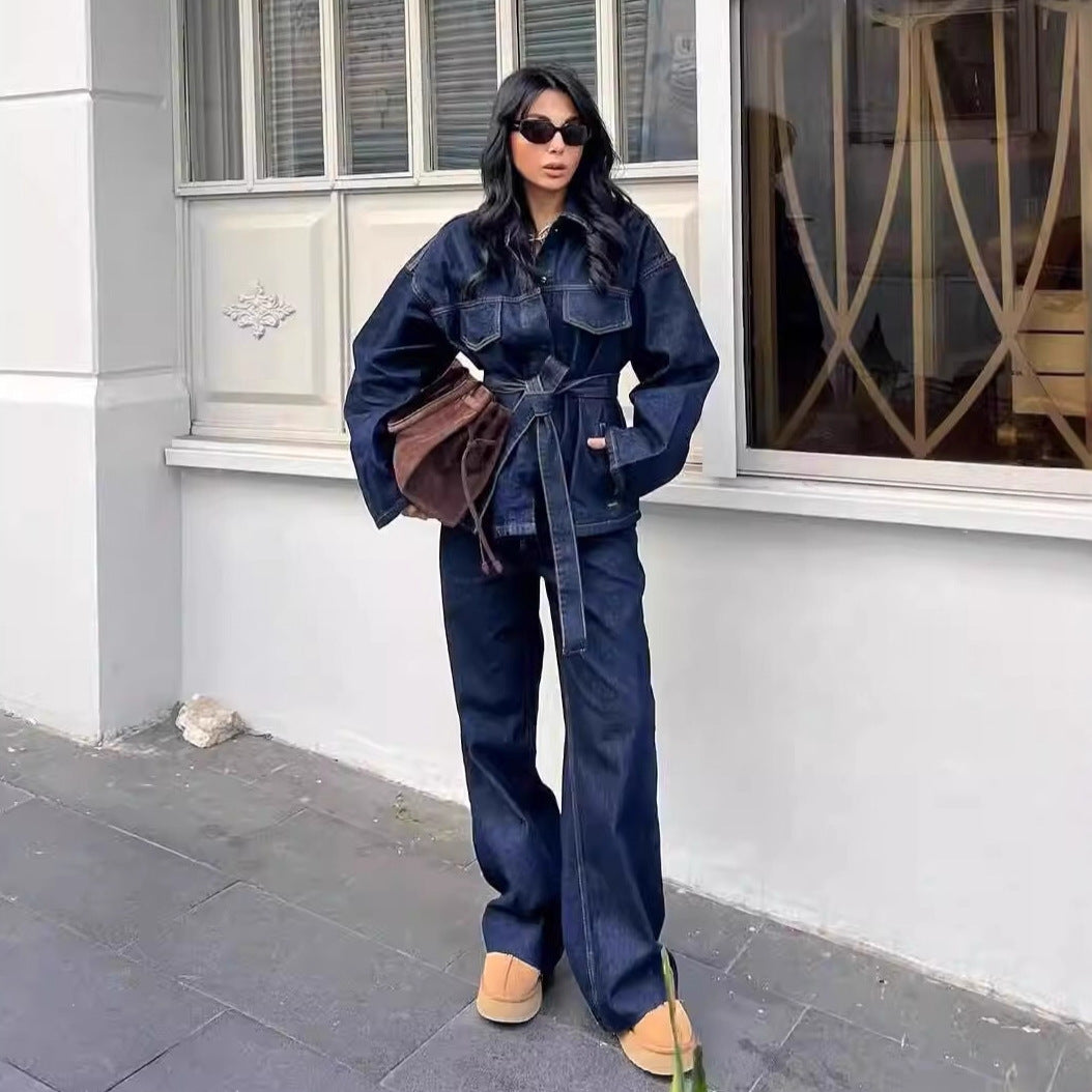 Women high-waisted, wide-leg jeans with straight leg and five-pocket details Mune Fashion