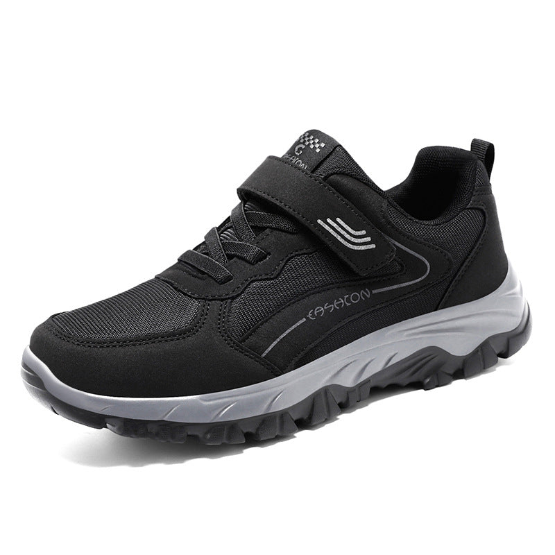 Ladies nan robust Trailwalking sneaker with Velcro closure, padded heel support and shock-absorbing profile sole Mune Fashion