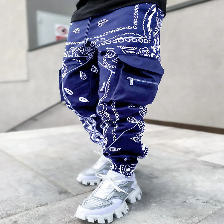 Men's cargo jogging pants with bandana print, drawstring & multiple pockets Mune Fashion