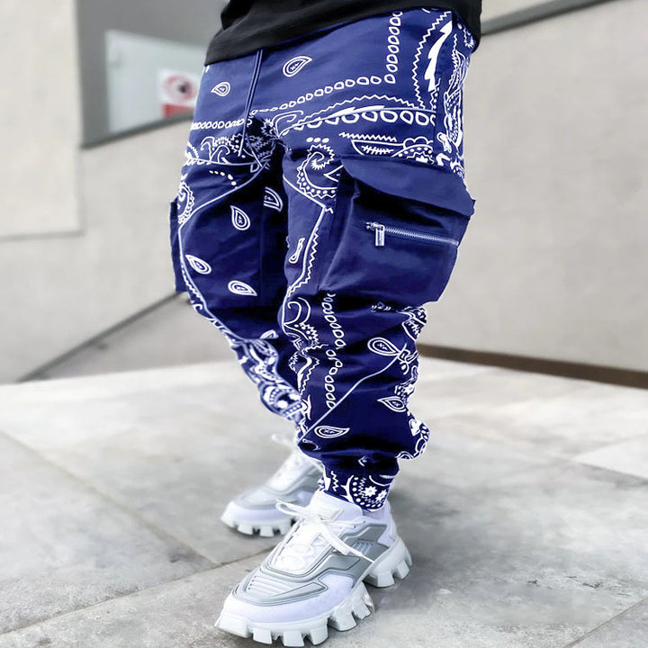 Men's cargo jogging pants with bandana print, drawstring & multiple pockets Mune Fashion