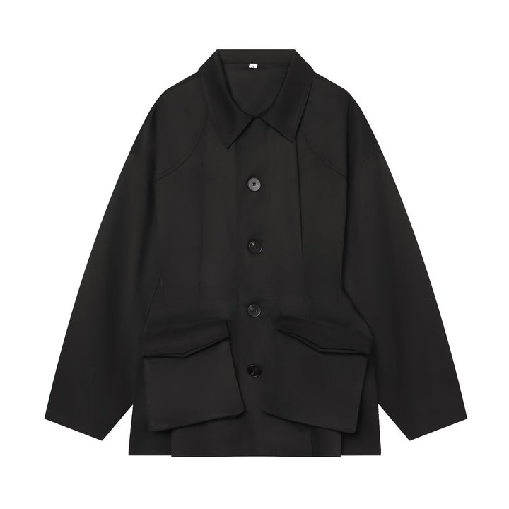 Women's short jacket in utility style with a loose fit and large flap pockets Mune Fashion