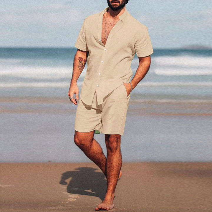 Men's two-piece summer leisure ensemble with open shirt collar and loose knee-length shorts Mune Fashion