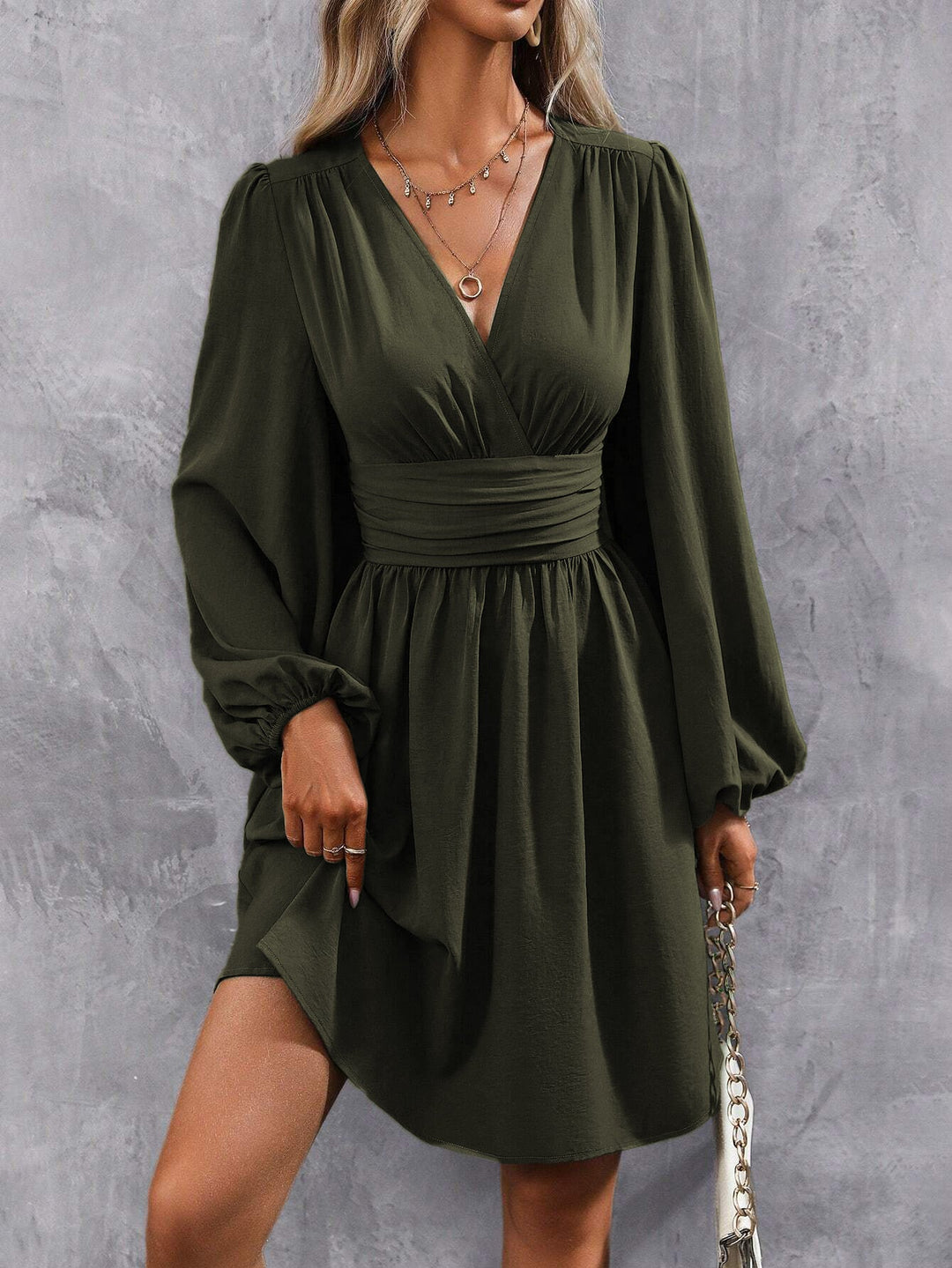Women's wrap dress with stylish V-neck and voluminous sleeves Mune Fashion