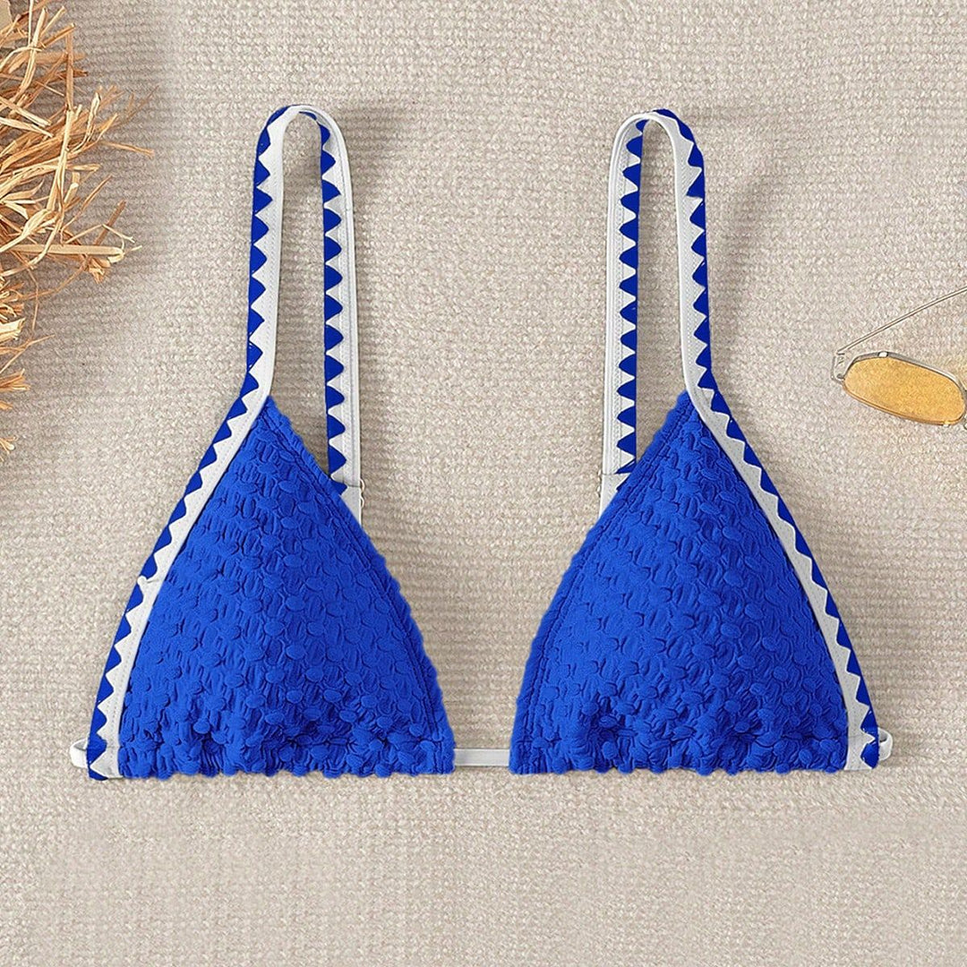 Women's Triangle Bikini with Structured Material Mune Fashion