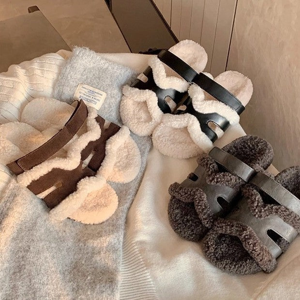 Women’s teddy-lined mules with adjustable straps Mune Fashion