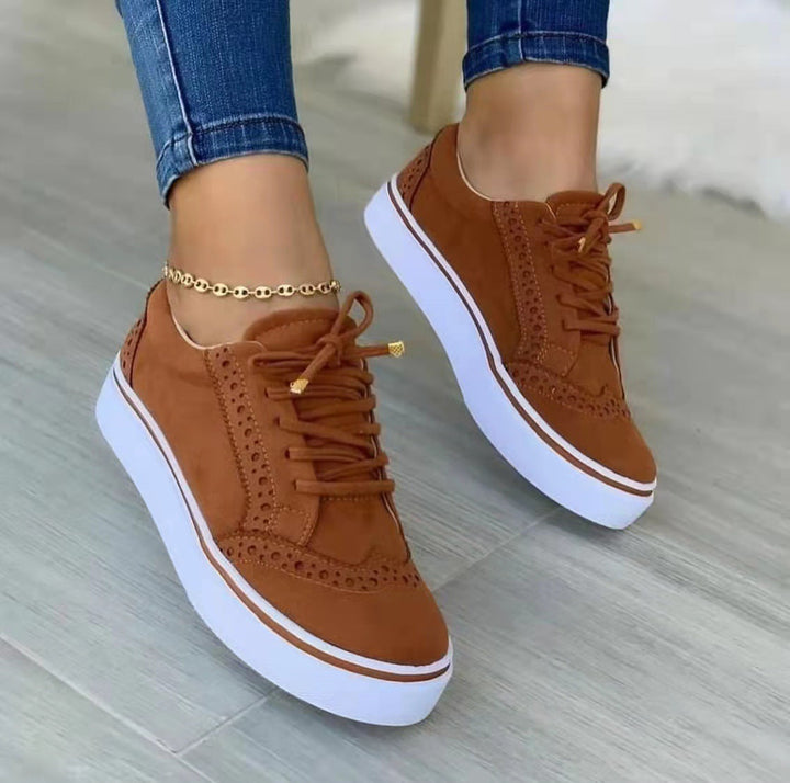 Women’s fashionable sneakers with elegant brogue details Mune Fashion