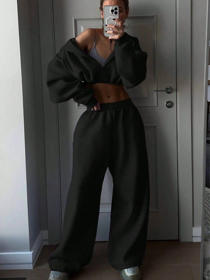 Ladies nan short zip hoodie cropped sweatshirt with drawstring, attached balloon sleeves and elastic hem Mune Fashion