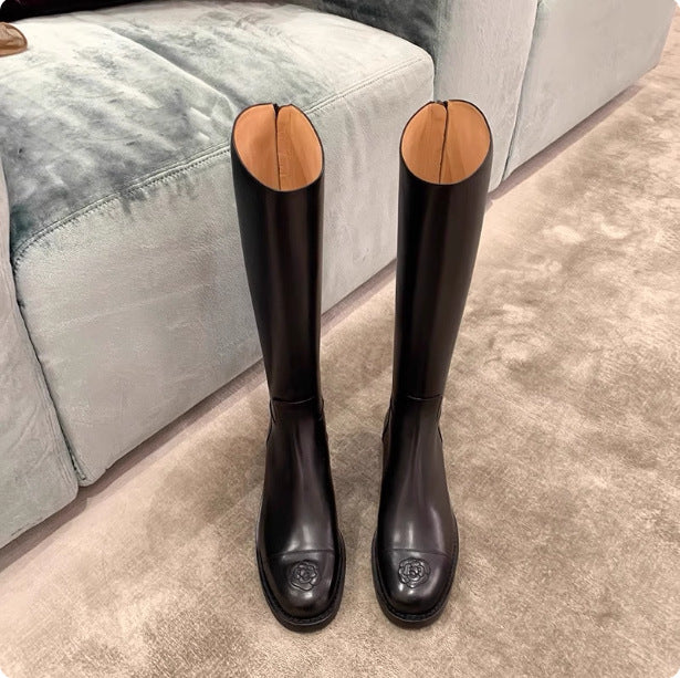 Ladies Knee-High Riding Boots Made of Smooth Leather with Embossed Flower Toe Cap Mune Fashion