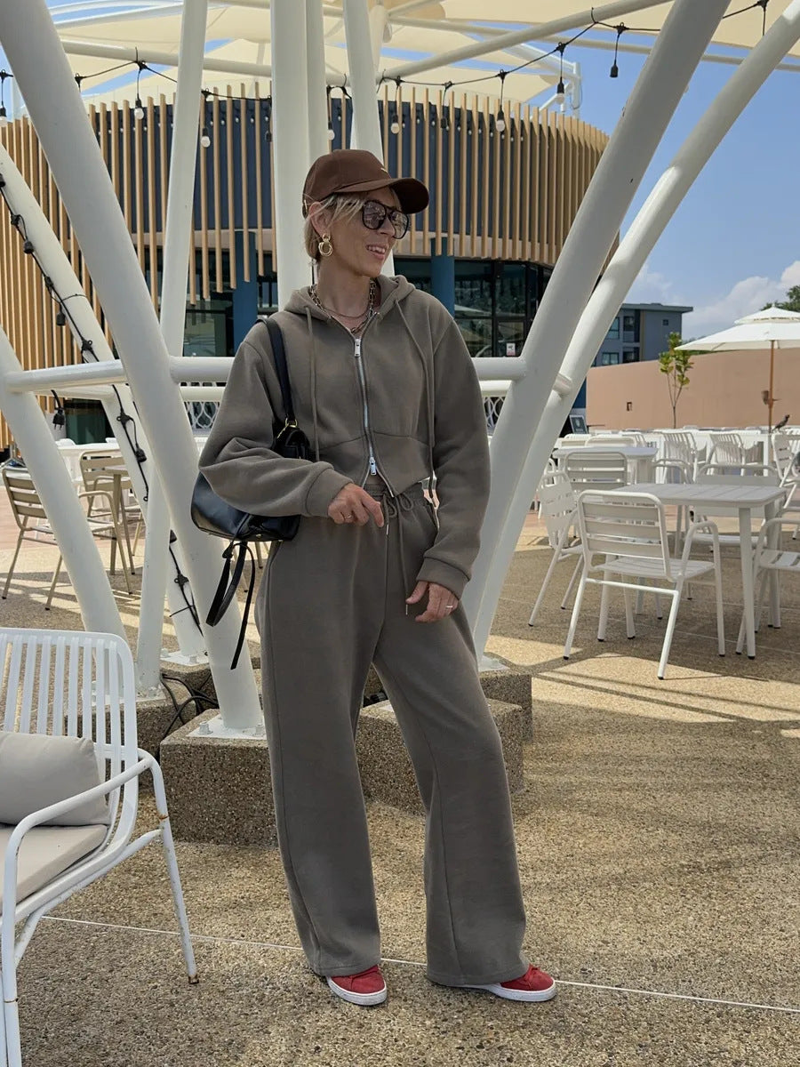 Women's Short Zip Hoodie with Drawstring Waist and Wide Palazzo Jogging Pants Mune Fashion