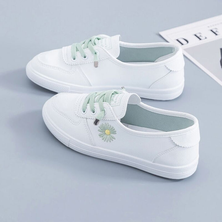 Women's sneakers with floral embroidery design and breathable upper material Mune Fashion