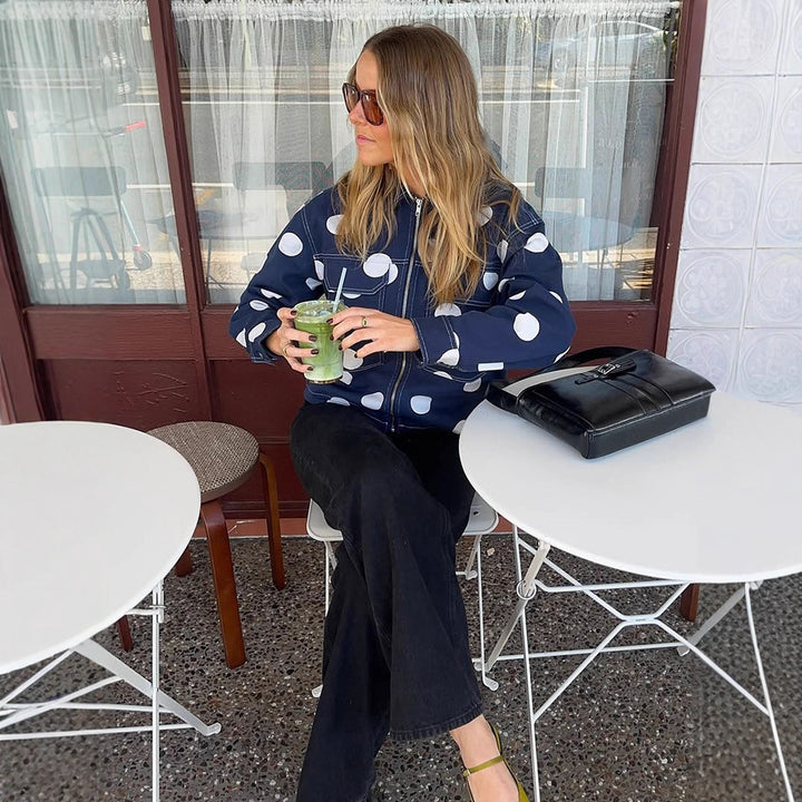 Women's wide cargo pants with high waist, polka dot print and visible contrast stitching Mune Fashion