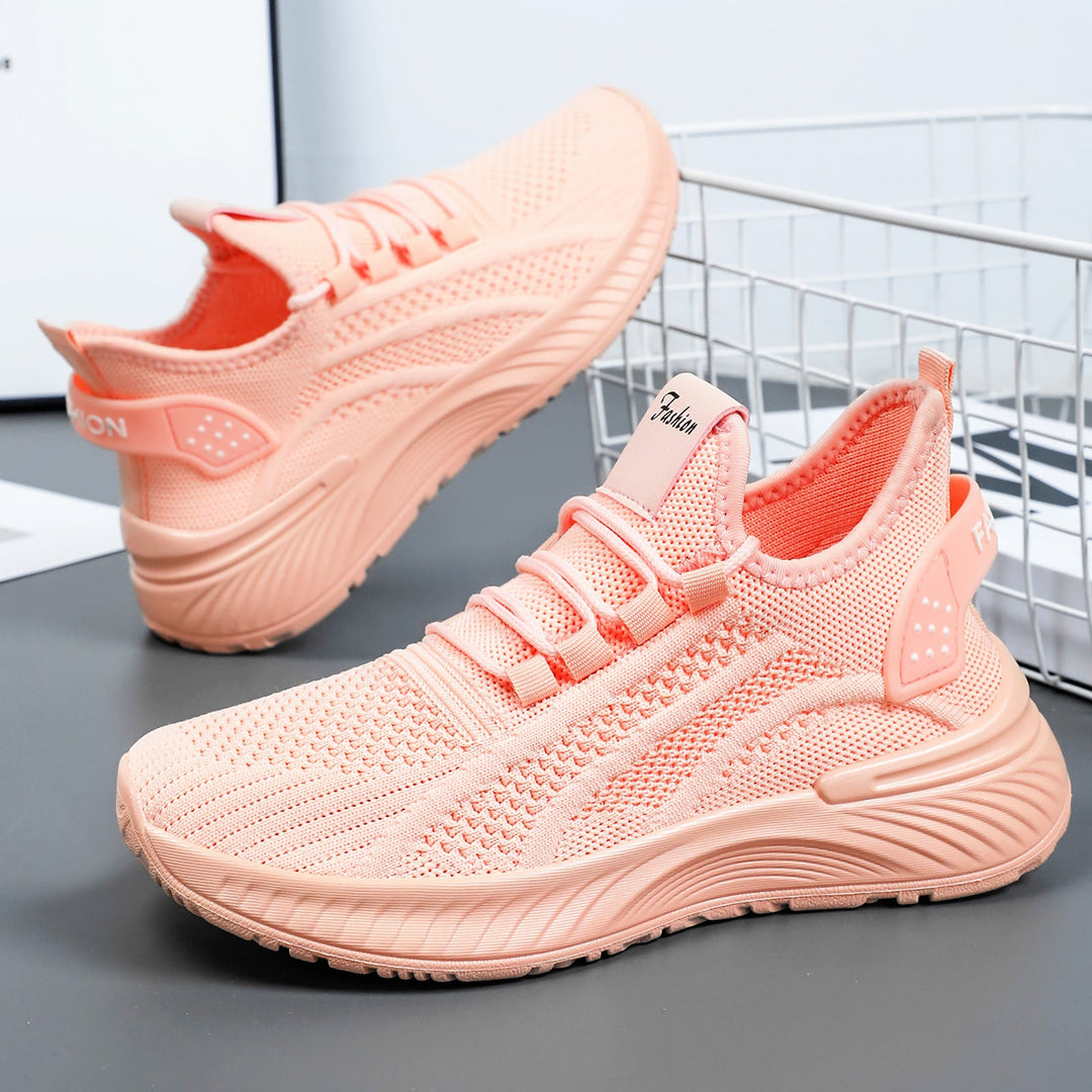 Women's sporty running sneakers with breathable mesh upper and cushioning sole Mune Fashion