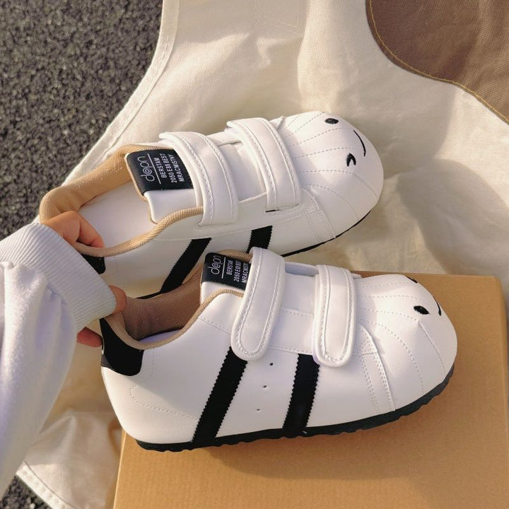 Women's Comfortable Sneakers with Velcro and Sporty Design Mune Fashion