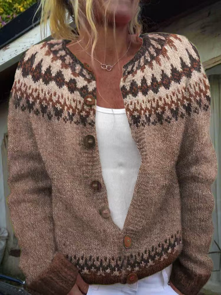 Women's patterned cardigan with round yoke, wooden buttons, and welt pockets Mune Fashion