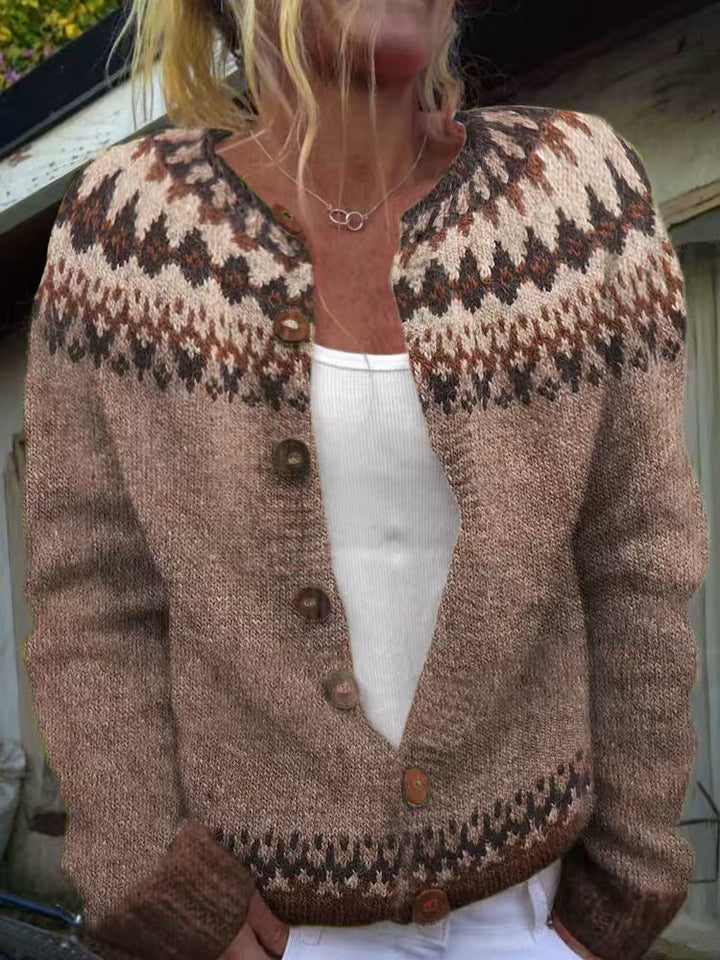 Women's patterned cardigan with round yoke, wooden buttons, and welt pockets Mune Fashion