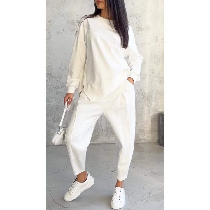 Women's Casual Two-Piece Lounge Set with Oversize Sweatshirt and Tailored Tapered Pants Mune Fashion