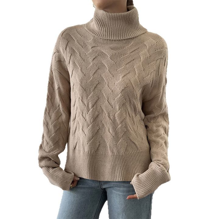 Women's chunky knit turtleneck sweater with cable structure, oversized fit and longer sleeves Mune Fashion