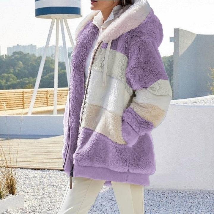 Women's Oversize Teddy Fur Hooded Jacket with Color Block Stripes, High-Quality Zipper and Ribbed Cuffs Mune Fashion