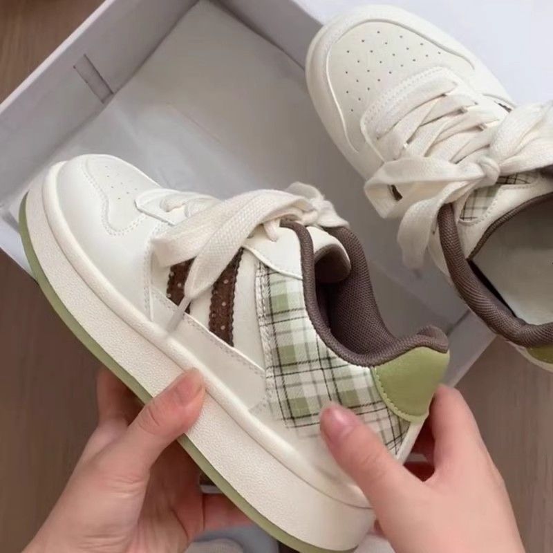 Women's Comfortable Sneakers with Fashionable Check Pattern Mune Fashion