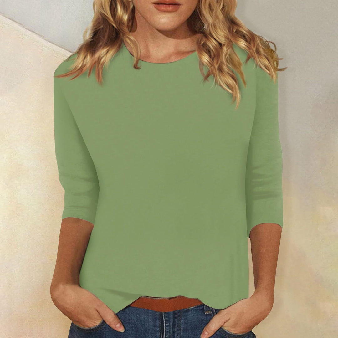 Women's Lightweight Fine Knit Shirt with Three-Quarter Sleeves and Round Neckline Mune Fashion