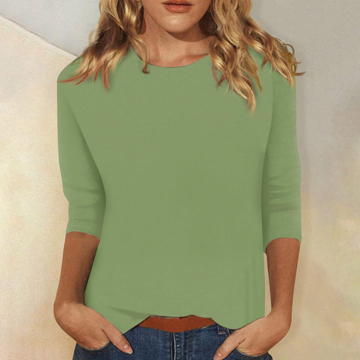 Women's Lightweight Fine Knit Shirt with Three-Quarter Sleeves and Round Neckline Mune Fashion