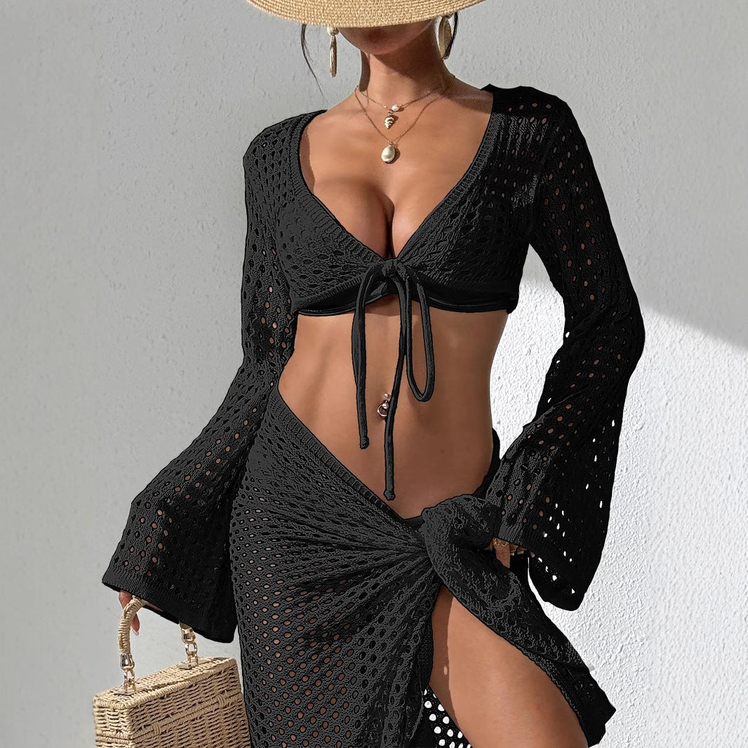 Women's airy crochet set with V-neck and long sleeves Mune Fashion
