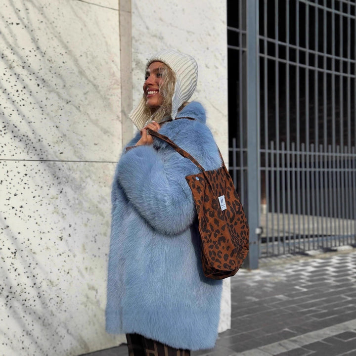 Ladies Short Luxurious Faux Fur Coat with Voluminous Shawl Collar and Boxy Silhouette Mune Fashion