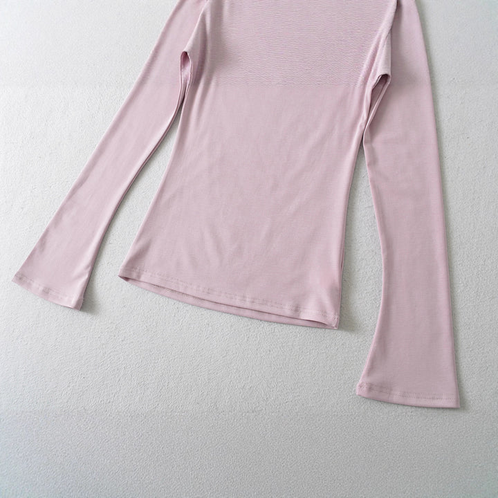 Women's fitted long-sleeve top with wide shawl collar and trumpet sleeves Mune Fashion