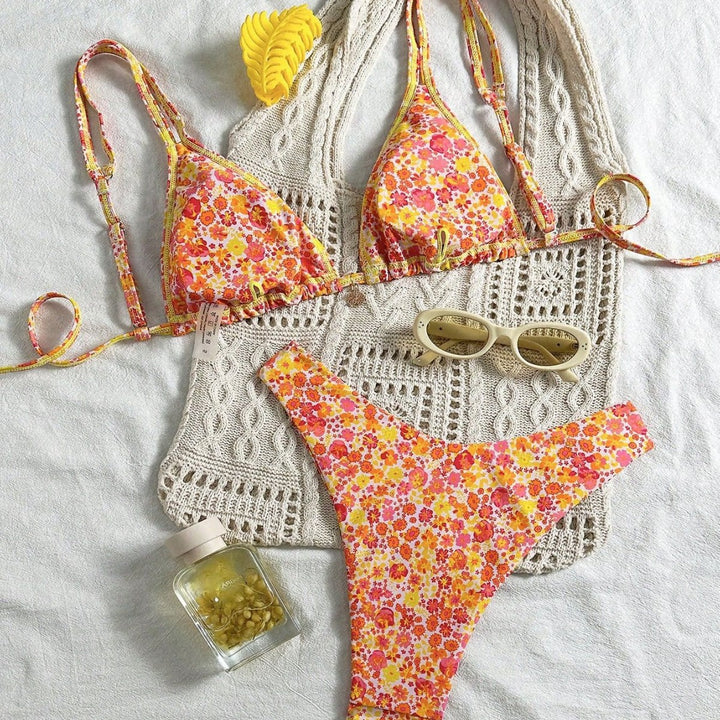 Women’s Triangle Bikini with flowing floral design Mune Fashion