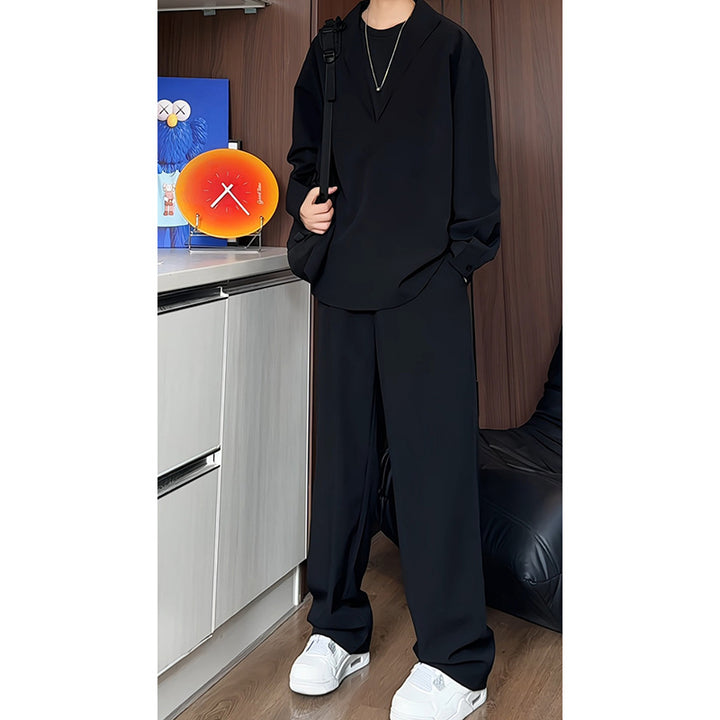 Men's loosely cut two-piece leisure set with deep V-neck overshirt and wide pleated trousers Mune Fashion