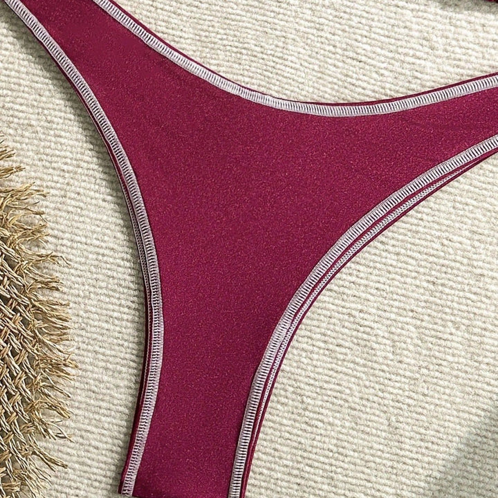 Ladies Triangle Bikini with fine contrast seams Mune Fashion