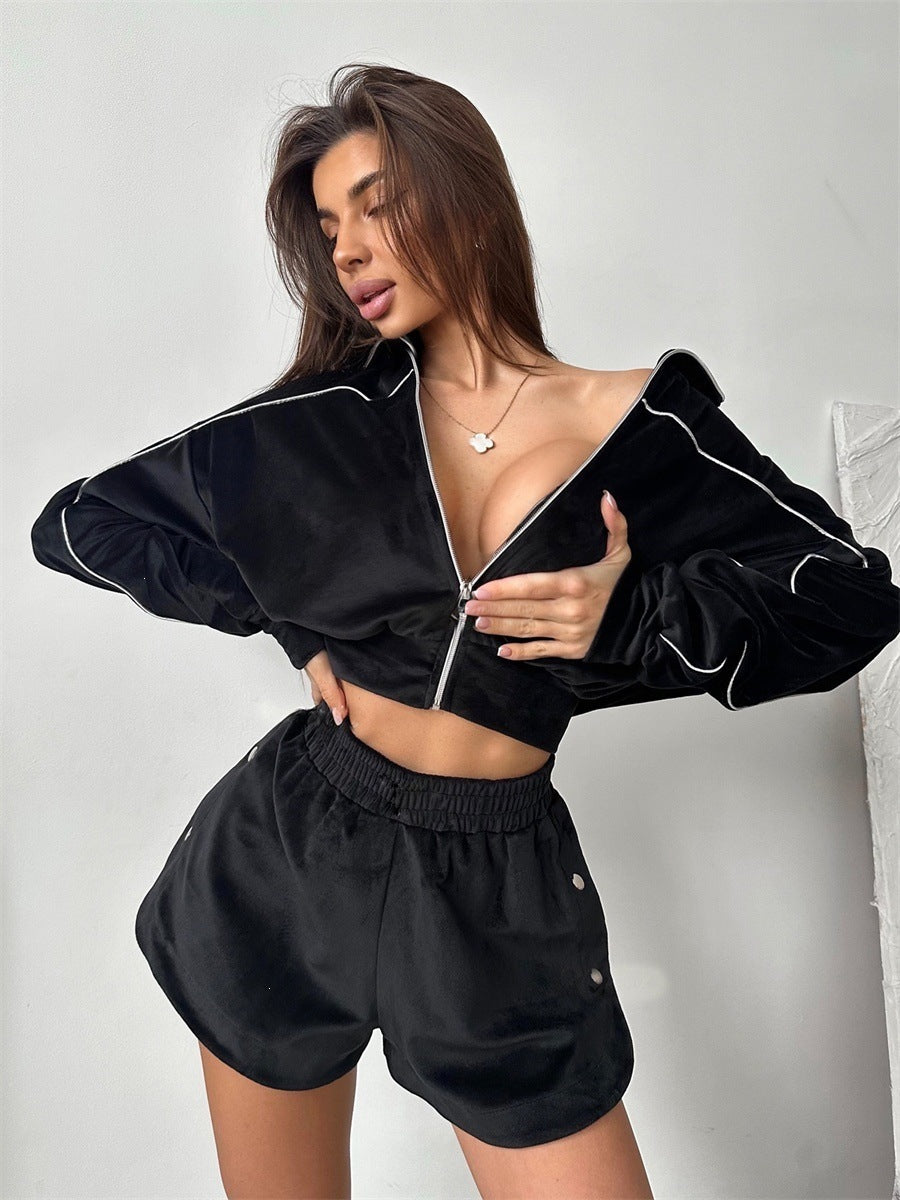 Women's short velour lounge set with cropped zip hoodie and elastic high-waist shorts Mune Fashion