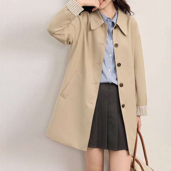 Women’s Fashionable Transitional Jacket with Wide Collar and Button Details Mune Fashion