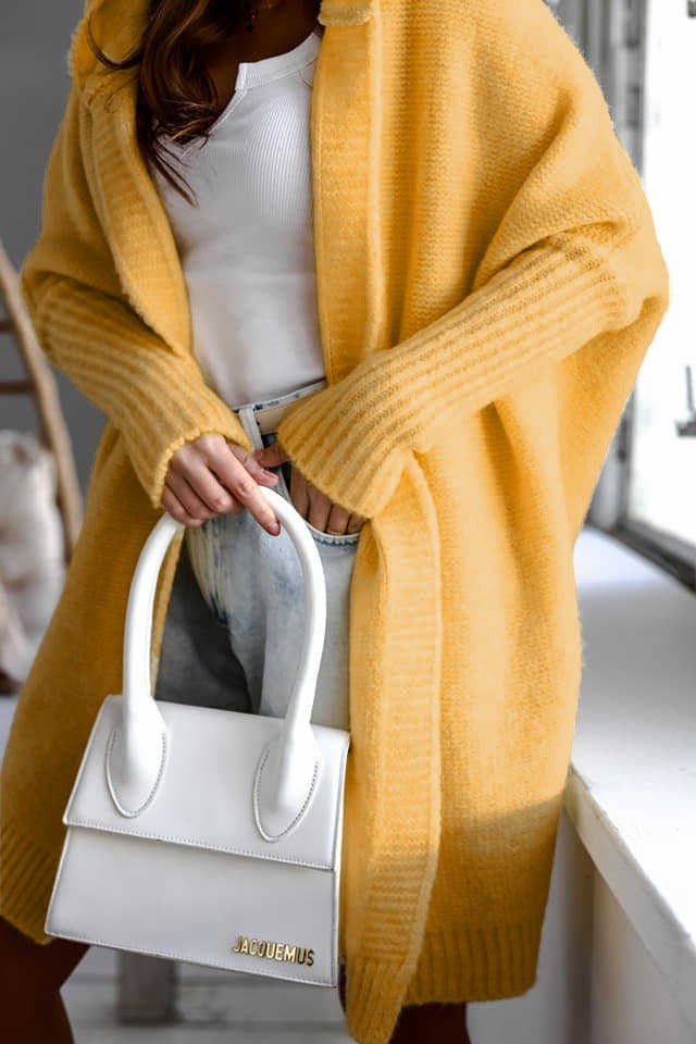 Women's Cozy Cardigan with Hood and Open Cut Mune