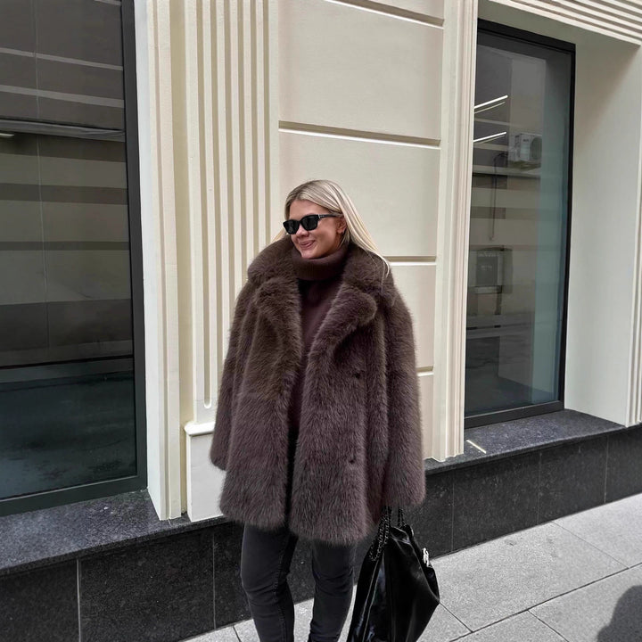 Ladies Short Luxurious Faux Fur Coat with Voluminous Shawl Collar and Boxy Silhouette Mune Fashion